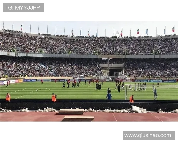 德黑兰独立队与哎杜哈尼的激烈对决展现足球魅力与战术智慧